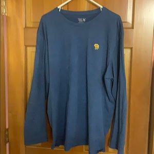 Mountain hard wear long sleeve tee